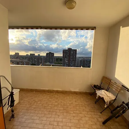 Domus Laurentina - Vicinanze Cecchignola E Metropolitana Apartamento *
